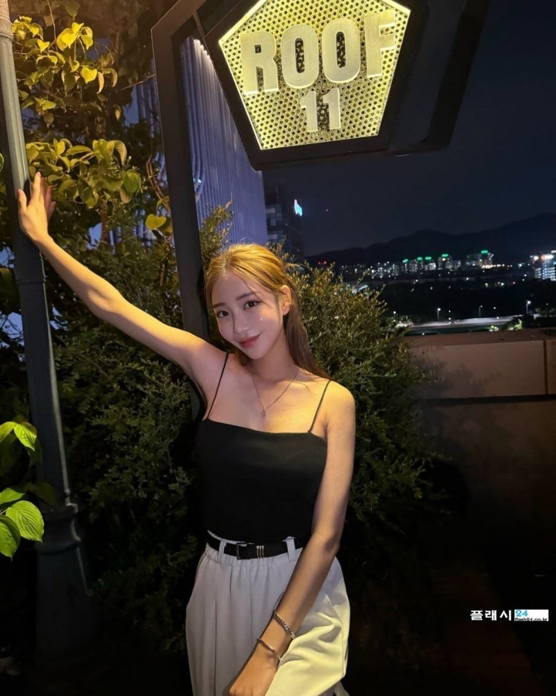 이수빈 레이싱모델 쎄끈한 자태