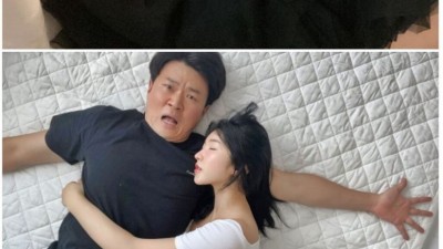 어느 일본인 유부녀의 언더붑 수영복