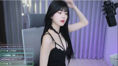 요즘 방송 복귀하고 의상 수위 높아진 BJ 문월