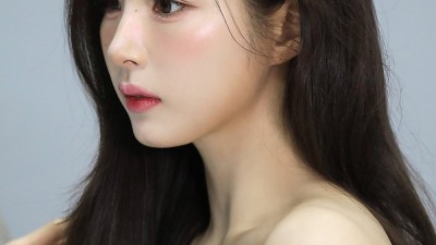 신세경 인별 & 바닐라코 비하인드 뽀얀 발광피부 은근한 가슴골