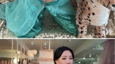 자스민 공주 코스프레 한 빛베리 테이블에 얹은 가슴골