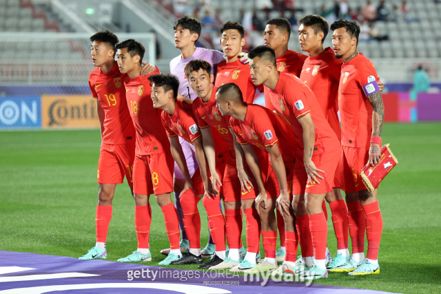 우주의 기운이 중국에게로? 디펜딩 챔피언과 만나는 중국, 행운의 16강행 성공할까[2023아시안컵]