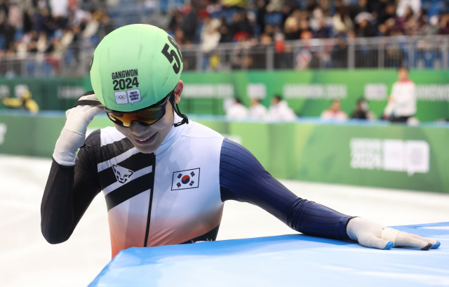 [강원2024 현장] 쇼트트랙 남자 1000m 중국 선수 반칙에 대한빙상경기연맹 ISU에 항의