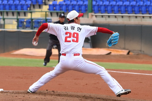 '어떻게 버틴 미국 생활인데...' 2년 전 극적인 한국 복귀, 김광현 마음을 움직인 결정적 기록 하나 [대만 현장]