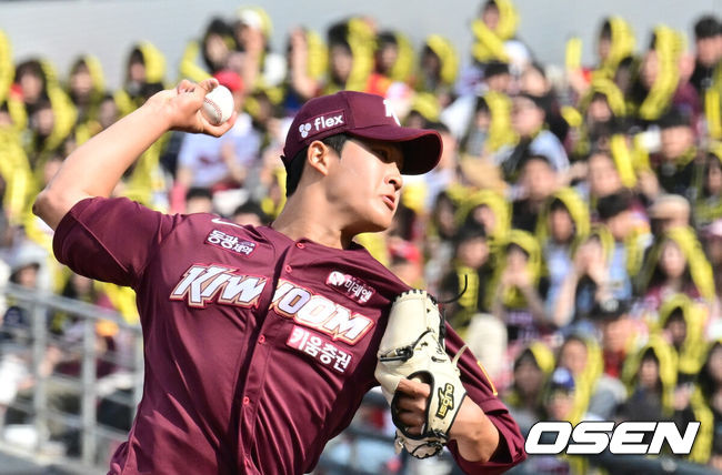 문동주 빈자리에 190cm 좌완 신인 뜬다…황준서 다음에 뽑은 넘버투, 한화 구세주 될까