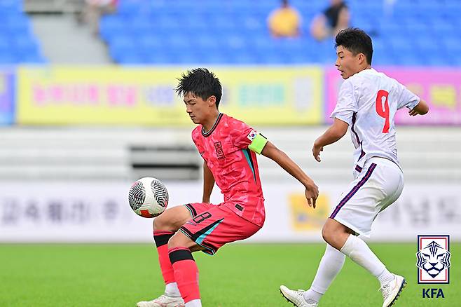 한국 축구, 홈에서 중국에 1-4 참패…이거 실화? U-19 이어 U-15도 무너졌다