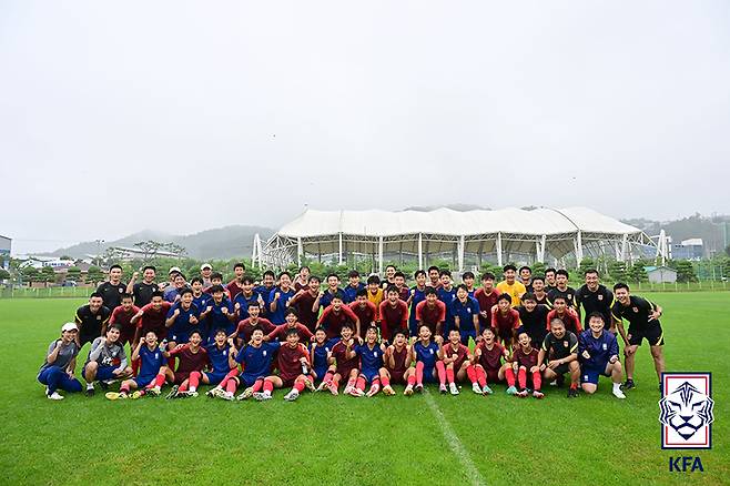 한국 축구, 홈에서 중국에 1-4 참패…이거 실화? U-19 이어 U-15도 무너졌다