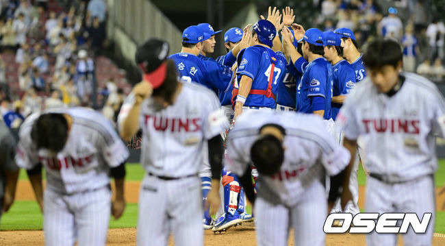 ‘만루 병살타→홈 주루사’ 고개 숙인 115억 ‘캡틴’…왜 내야안타에 2루에서 홈까지 뛰었을까