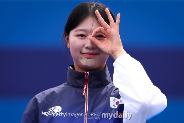 일본도 넘었다! '중간순위 6위' 한국, 역대 최약체 오명 시원하게 날렸다[2024파리올림픽]