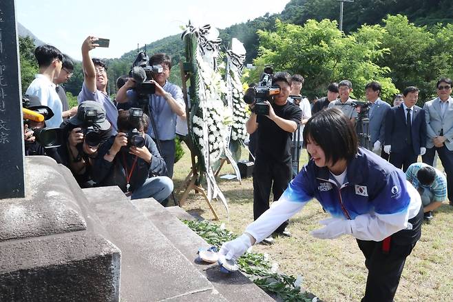 독일을 제치다니... 파리에서의 기적같은 장면 세 가지