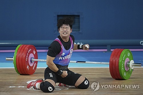 박혜정 이어 박주효까지… '무능' 역도 코치진, '선수들 꿈' 올림픽 망쳤다