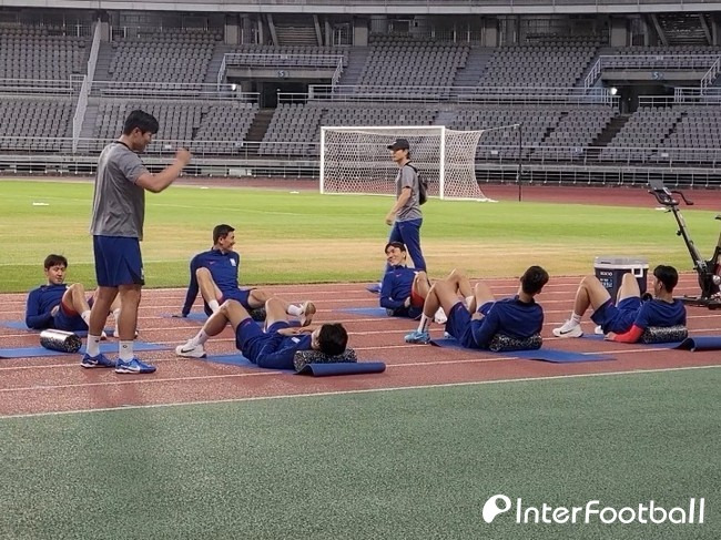 [IN VIEW] 이게 한국 대표팀이라고? '토트넘-뮌헨-PSG' 초호화 멤버 등장→페예노르트도 합류