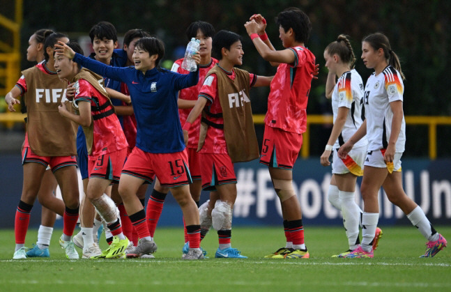 '또또또 대한민국에 당했다' 한국, 독일 축구 역사상 3번째 참사 선사...U-20 여자 월드컵 10년 만에 16강행 '대이변'