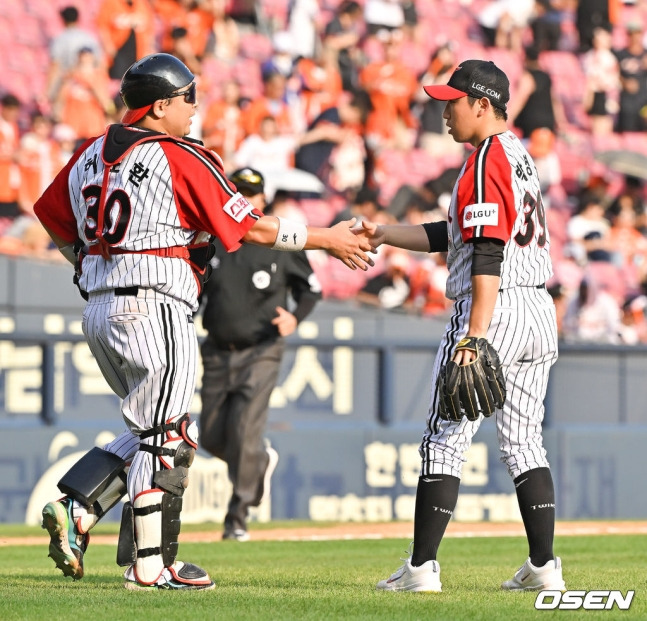 '와' KBO 43년 역사상 8번째 진기록 탄생하다!... 인생 경기 펼친 9번 타자 '2홈런+4안타+5타점' 전부 데뷔 최초 [잠실 현장리뷰]