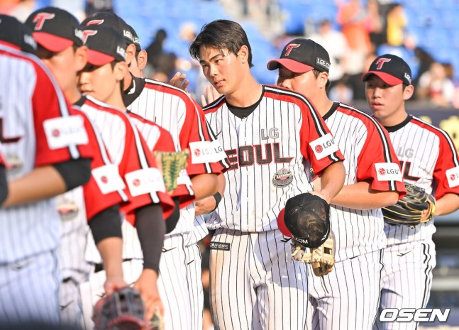 '와' KBO 43년 역사상 8번째 진기록 탄생하다!... 인생 경기 펼친 9번 타자 '2홈런+4안타+5타점' 전부 데뷔 최초 [잠실 현장리뷰]