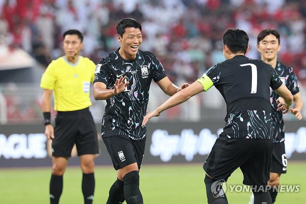 '황희찬 선제골-손흥민 결승골' 홍명보호, 오만 3-1 꺾고 WC 3차예선 첫승