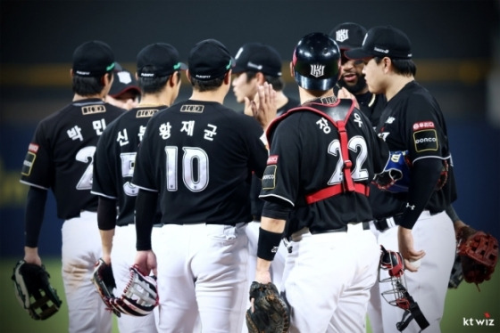 이러다 KBO 43년 역사상 최초 5위 타이브레이커 열리나, 미라클 '10→9→8→7→6→5위' 또 기적 올까