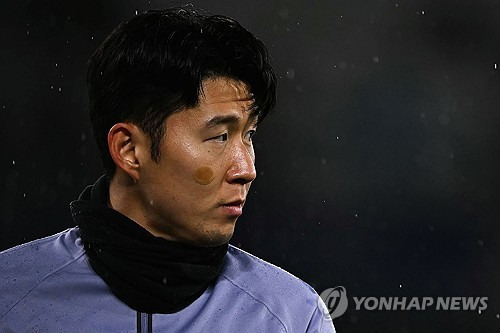 손흥민, 결국 토트넘과 10년 동행 끝…재계약 제안도 없었다→2026년까지 1년 연장, 이적료 발생