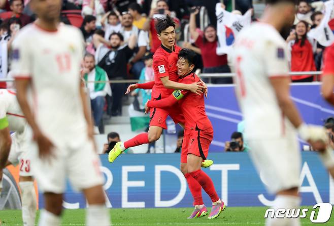 휘청거리는 한국축구, 악몽은 요르단전 패배부터 시작됐다