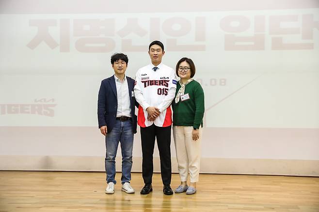 ‘연봉 3000’인데 자비로 미국行…독한 KIA 유망주들→더 강해지는 호랑이 군단 [SS시선집중]