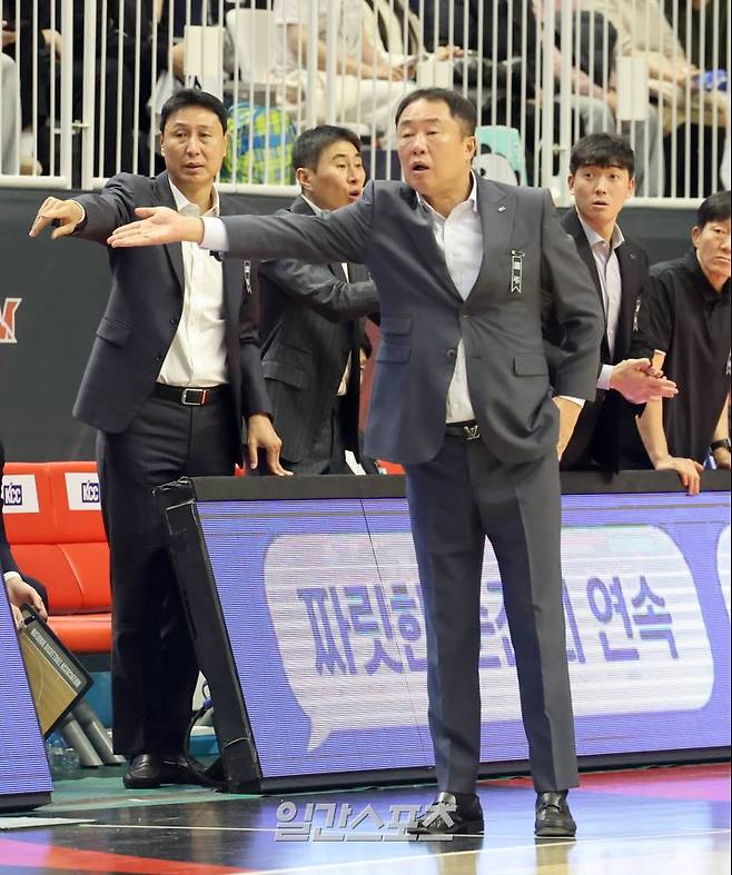 [IS 패장] “감독이 외국인 선수를 잘못 뽑아서…” 짧은 총평만 남긴 전창진 감독