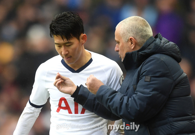 '손흥민 영입은 튀르키예 리그 역사상 최고 이적' …무리뉴의 페네르바체, 계약서도 작성