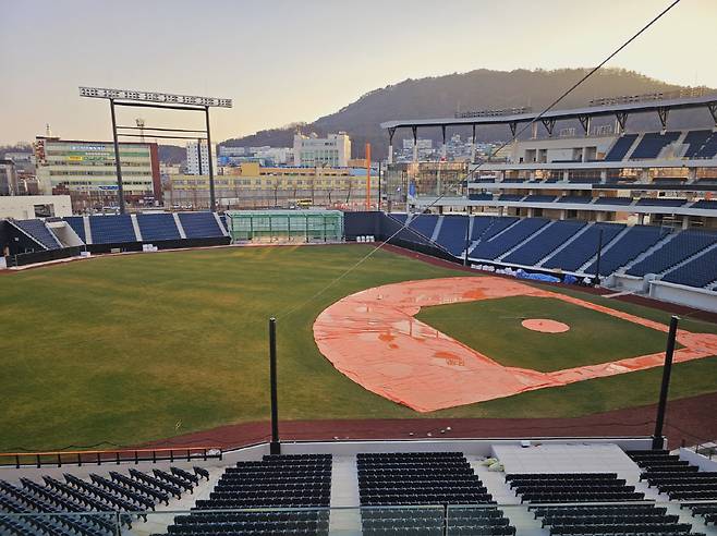 '이제 진짜 야구장 같다' 두근두근...2025년 한화, 새 구장에서 새 역사 쓴다