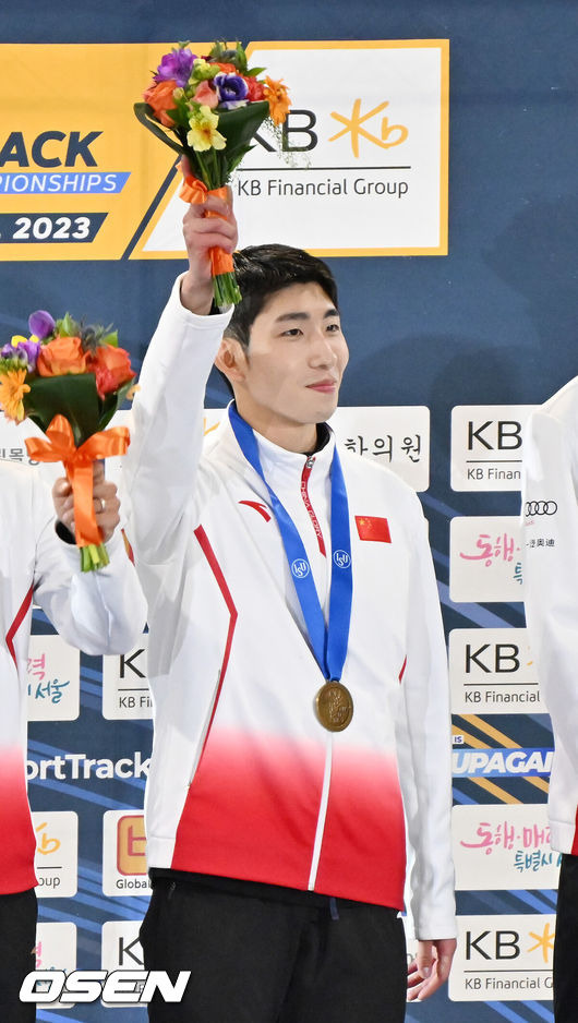 '후배 엉덩이 노출→무죄→中 귀화' 린샤오쥔, “난 중국인, 오성홍기 시상대 올려 자랑스러웠다”