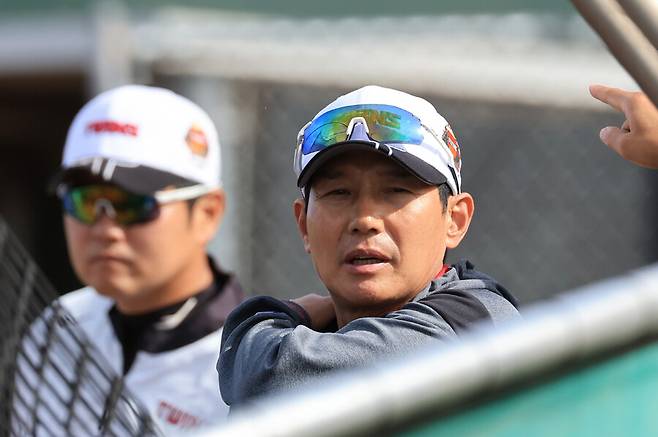 LG가 52억 다 준다고 약속했는데…운명의 한국행, 사령탑은