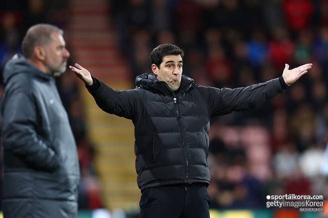 토트넘 패닉... “포스테코글루 아웃→40대 명장 낙점→레알 마드리드 등장”