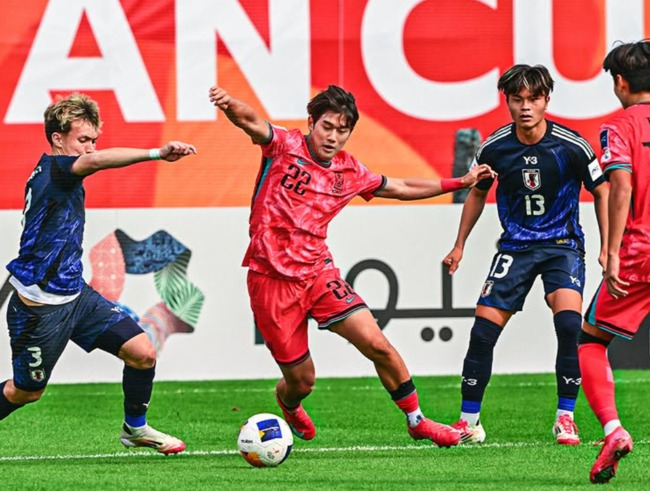 [U-20 아시안컵 리뷰] '김태원 극장 동점골' 한국, 일본과 1-1 무승부! 조 1위로 8강 진출