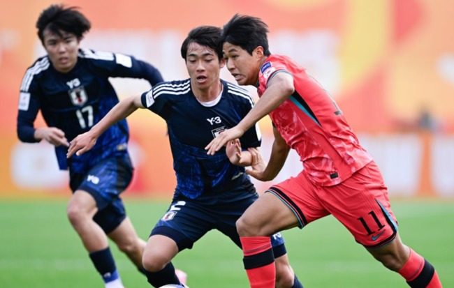 [U-20 아시안컵 리뷰] '김태원 극장 동점골' 한국, 일본과 1-1 무승부! 조 1위로 8강 진출