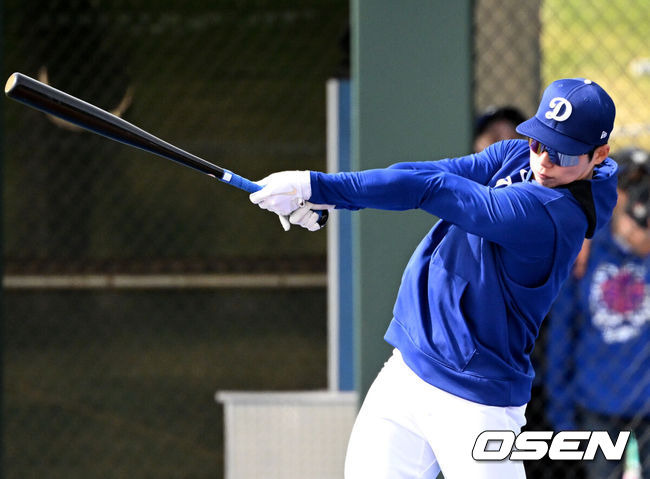 ‘와~’ 김혜성, 시범경기 개막전 2루수 선발 출장…로버츠 감독 “기회 많이 준다” [속보]