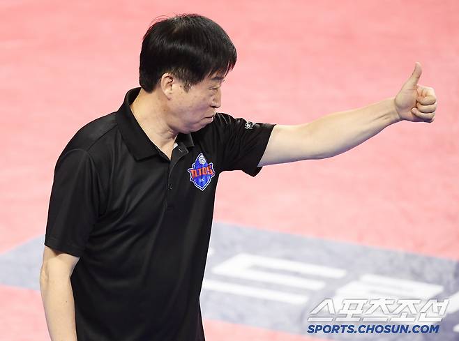 1승11패 참담한 현실→7억팔 이소영 기다리다 지친다…성공률 14.3% 실화? 70세 노장도 한숨뿐 [화성포커스]