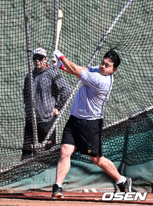 사실상 ML 은퇴 선언, FA 대박 놓쳤지만…최지만 누적 연봉 181억, 62세부터 매년 2억 '평생 보장'