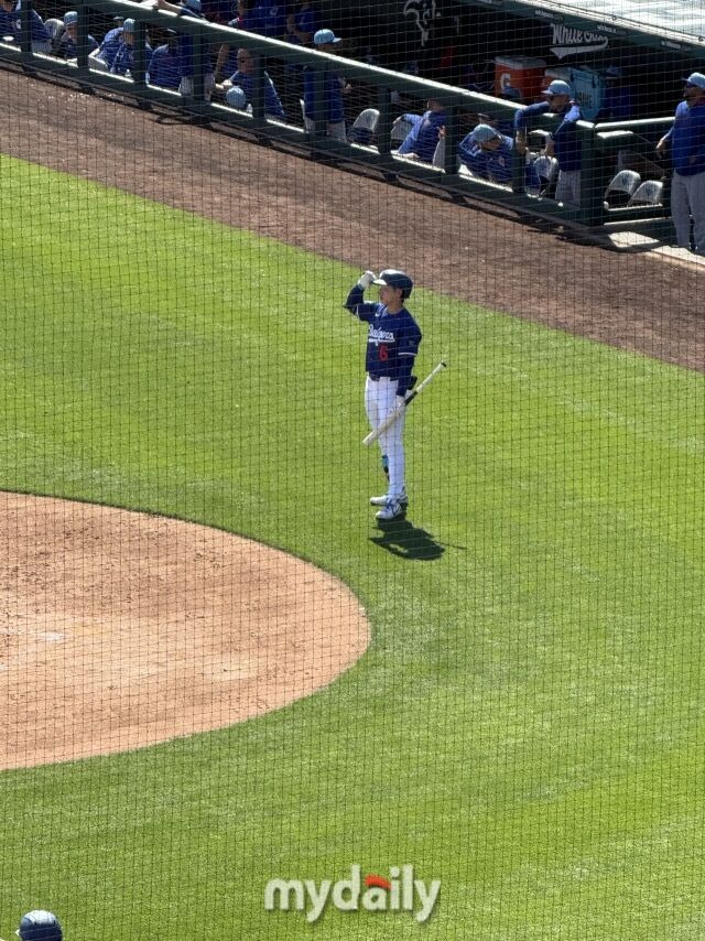 데뷔 첫 안타는 없었지만…'2타석 13구 승부' 끈질겼던 김혜성의 ML 데뷔전, 야마모토 155.5km 쾅! [MD글렌데일]