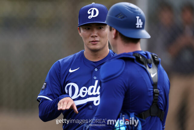 데뷔 첫 안타는 없었지만…'2타석 13구 승부' 끈질겼던 김혜성의 ML 데뷔전, 야마모토 155.5km 쾅! [MD글렌데일]