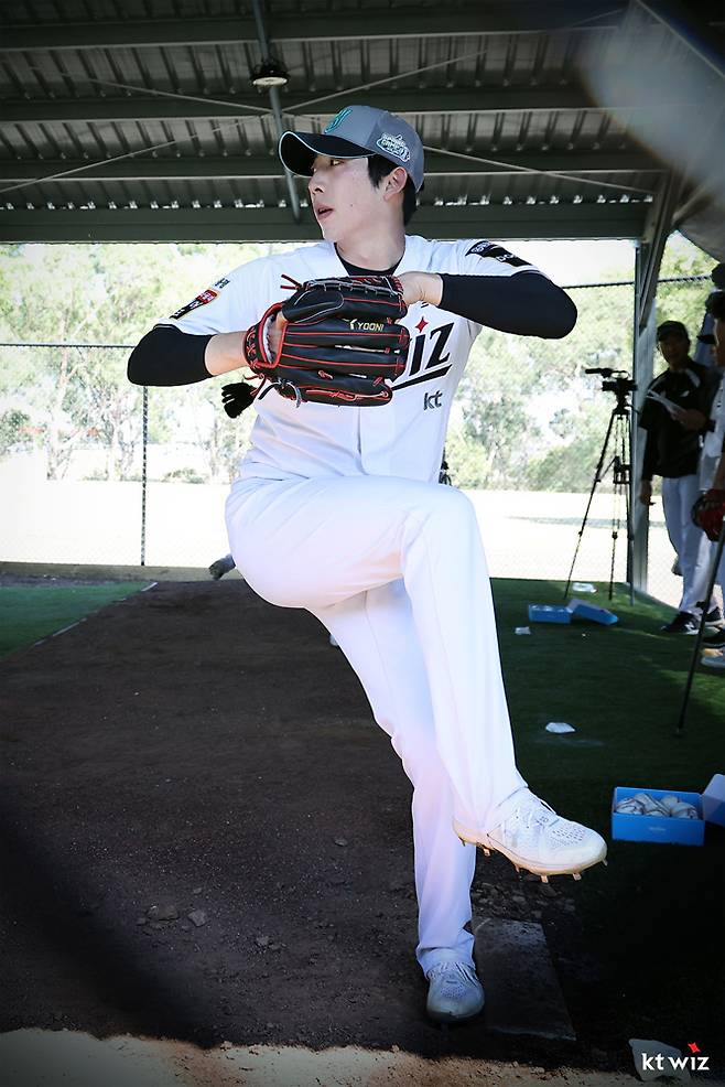 “공 살벌하다” 한 경기도 안 던졌는데, 왜 kt는 벌써 트레이드 성공을 확신하나