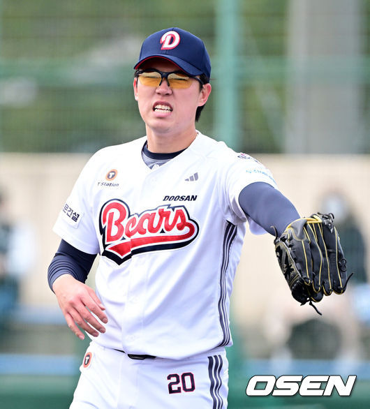 “무관중 사회인 상대 볼볼볼볼, 그렇게 던지면 선발 못해” 독해진 국민타자, 왜 김유성 향해 쓴소리 날렸나 [오!쎈 미야자키]