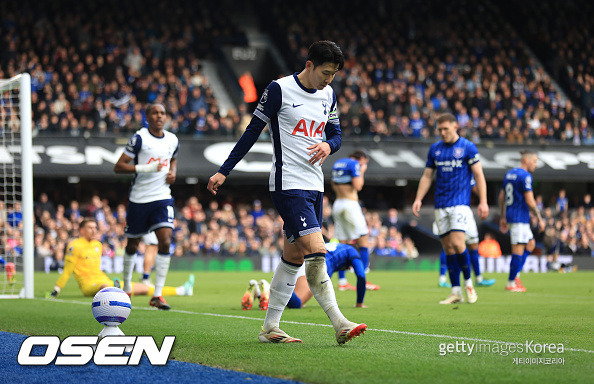 'SON 주장 박탈? 어처구니 없네' 존슨, 손흥민 향한 무한 신뢰...