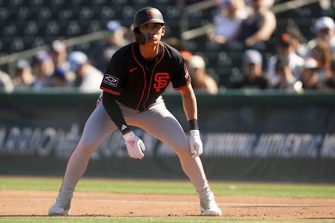 이정후 펜스 돌진에 ML 1597승 명장도 깜짝…