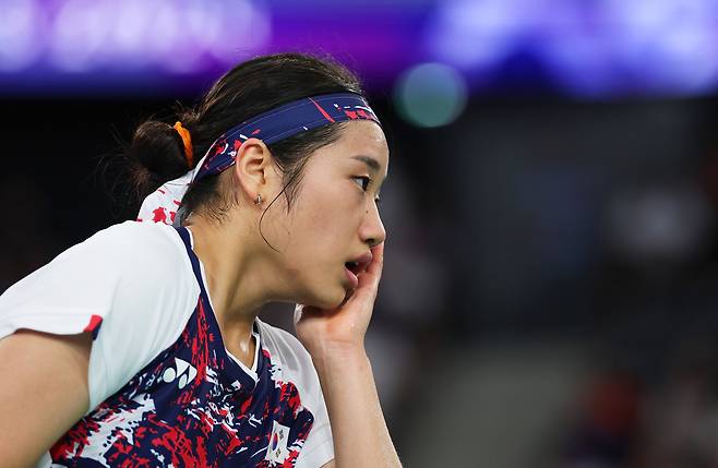 27분 만에 16강도 통과, 적수가 없는 ‘셔틀콕 여제’···안세영, ‘전영오픈 전초전’ 오를레앙 마스터스 8강행, 12경기 연속 ‘무실 세트’