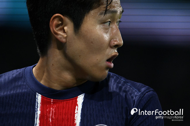 '이강인 OUT' 떴다...엔리케 철저한 외면, '유니폼 팔이' 악평 이어 방출설 계속