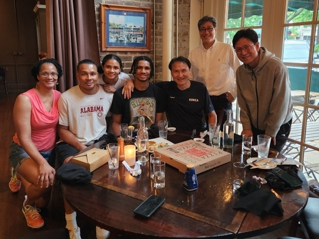 [단독] ‘충격’ 코번 귀화 협상 결렬, ‘문세종’만 남았나…농구협회 “개인 사유로 힘들다는 답 받아”