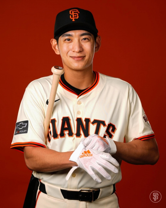 '또 대폭발!' 이정후 시범경기 2호 홈런포 작렬→무려 타율 4할+OPS 1.228 '괴력 이 정도라니'