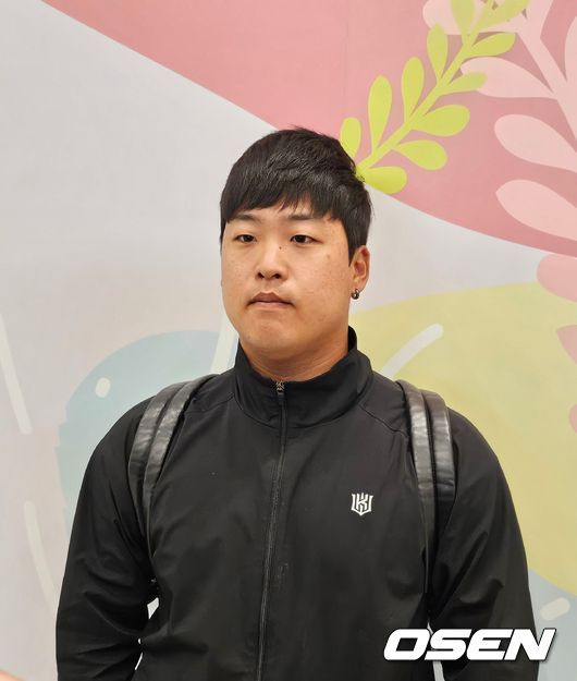 진짜 100억 FA 탄생하나…포수 전향→1번타자 중책까지, 비장한 천재타자 “내 스타일대로 과감하게 하겠다”