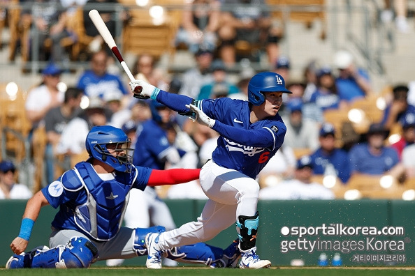 '타율 0.143' 김혜성, 2차 마이너행 명단 제외→메이저 캠프 잔류 성공...그러나 남은 시간이 많지 않다
