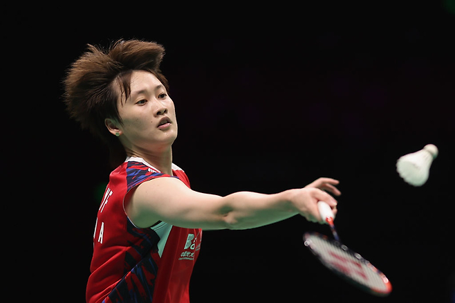 안세영은 가뿐, 라이벌은 아찔···오를레앙 마스터스 27분 만에 8강행, 천위페이는 심유진에 53분 진땀승