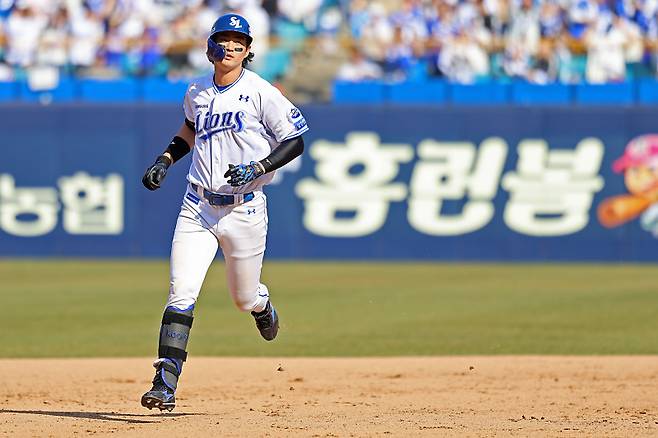 '삼성 팬들 얼마나 울릴거야' 구자욱, 8년 만에 돌아온 달빛소년 맞춰 역전 적시타→쐐기포까지 [IS 스타]