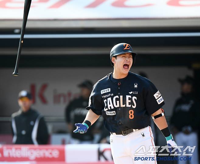 '누가 50억 오버페이라 했나' 화끈한 FA 이적 신고식...한화, KT 개막전 '짜릿한 역전승' [수원 현장]